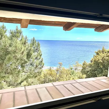 Apartment De Charme Avec Vue Mer Pour 4personnes